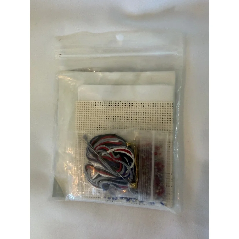 Mill Hill GOP Elephant Counted Glass Bead Kit Political Olympic Pins MHP03 1996